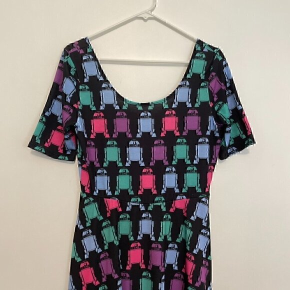HER UNIVERSE STAR WARS Black Multi R2-D2 R2D2 Graphic Mini Fit & Flare Dress M - Picture 4 of 13